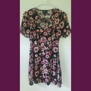 Forever 21 floral print dress